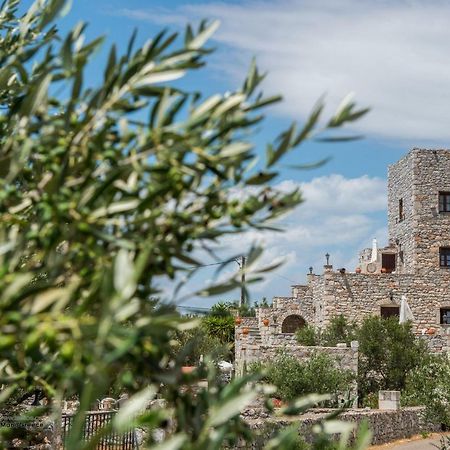 Ferienwohnung Charouda Stone Tower Pírgos Dhiroú Exterior foto